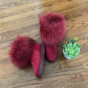 Burgundy fuzzy winter boots
